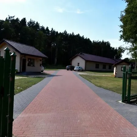 Gosciniec Nad Dobrzyca מלון Wałcz